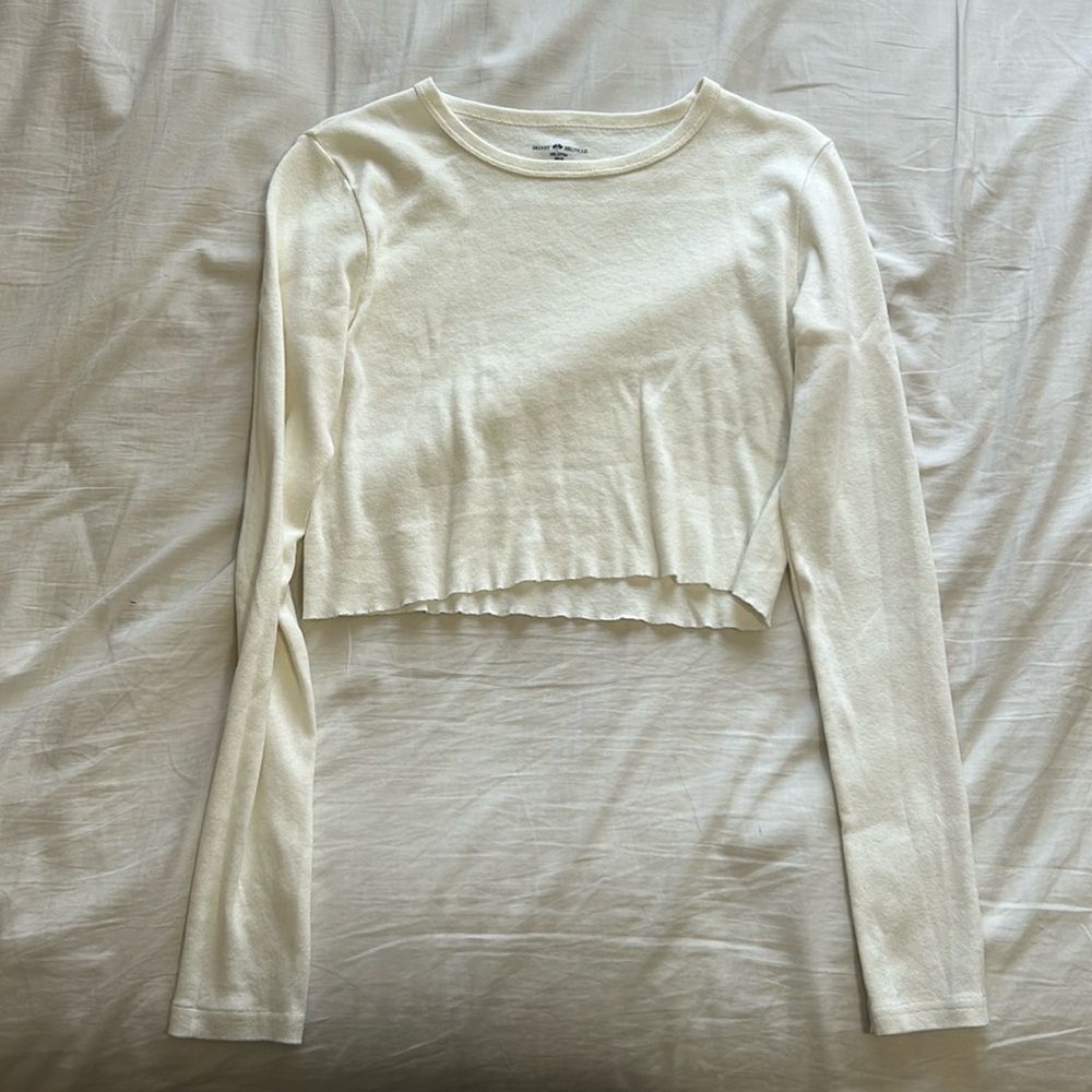 brandy melville cropped long sleeve